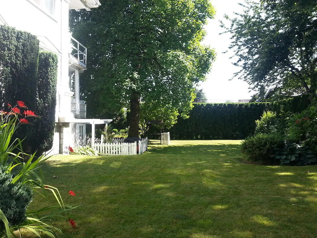 Balfour House Hotel Vancouver 3*,