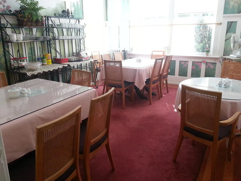 Balfour House Hotel Vancouver Guest house