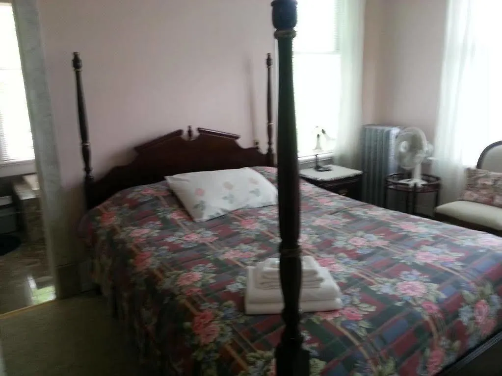 Balfour House Hotel Vancouver Guest house